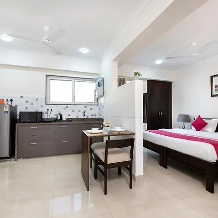 Palm Stay - Studios & Rooms